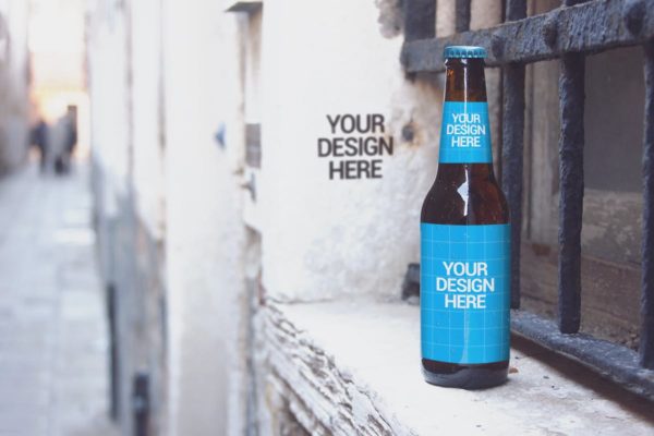 威尼斯铁窗小啤酒瓶外观印刷设计样机素材 Venetian Window