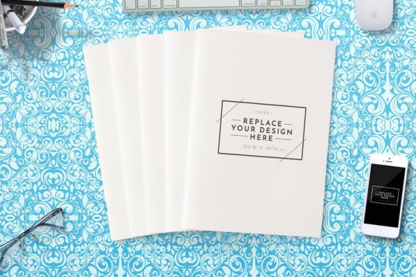 方形杂志、小册子、目录样机素材模板[2.45GB] Portrait Brochure Mockups