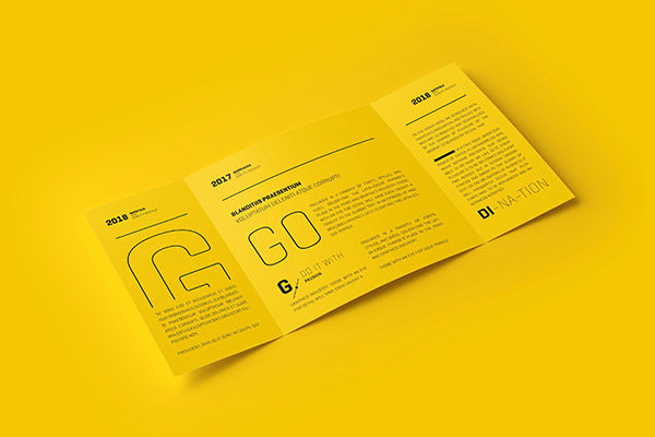 方形折页小册子展示样机素材 Square Gatefold Brochure Mockup-[psd]