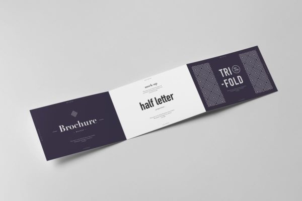 三折页长方形小册子传单样机素材 Tri-Fold Half Letter Horizontal Brochure Mock-up