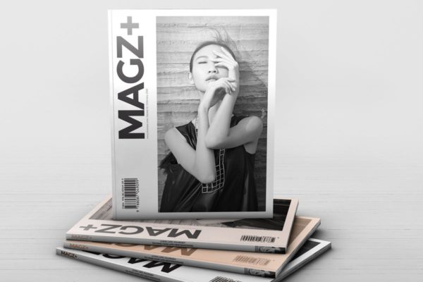 逼真时尚杂志样机素材模板 Realistic Magazine Mockups