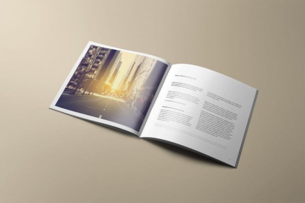 方形企业宣传册样机素材模板 Square Brochure Mockup