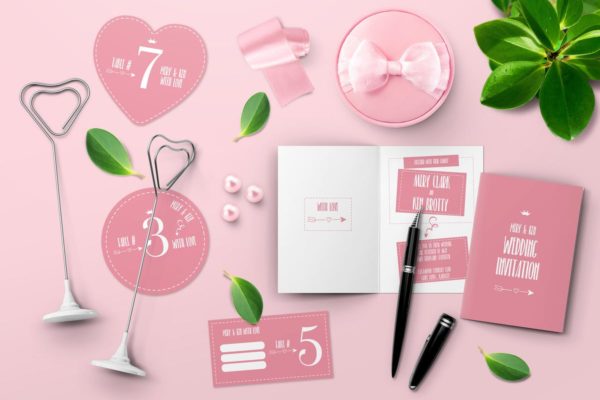 婚礼宴会桌子号码牌设计样机素材 Table Card Holder Mockups
