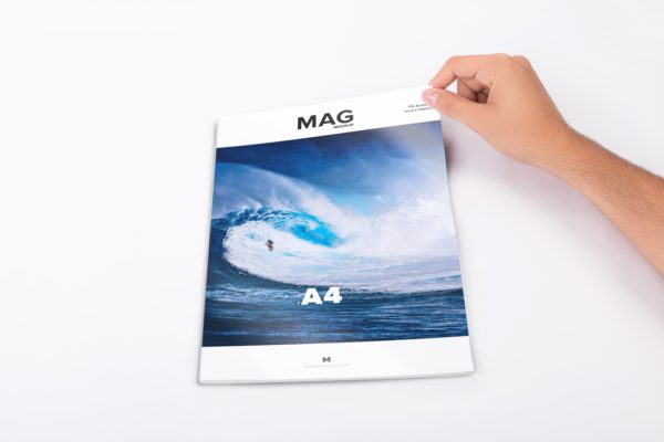 A4尺寸标准杂志封面设计效果图样机素材02 A4 Magazine Closed Mockup 02