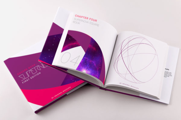 精装小方格图书封面＆内页印刷效果图PSD样机素材01 Hardcover Small Square Book PSD Mockup 01