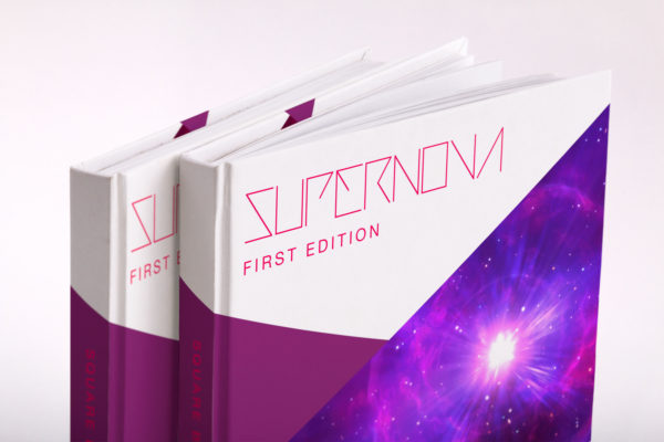 精装图书封面版式设计图PSD样机素材模板04 Hardcover Small Square Book PSD Mockup 04