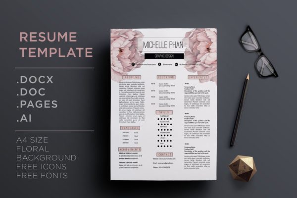 花卉装饰女性职场风格个人高端简历设计模板 Floral CV template