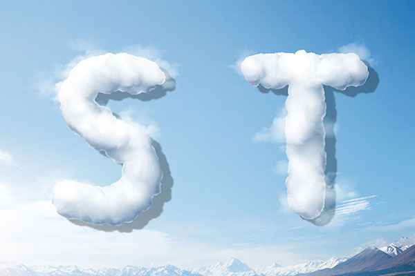 字母“ST”蓝天背景白云英文艺术字体大洋岛精选PSD素材