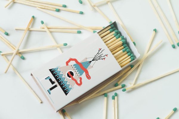 火彩盒外观设计图大洋岛精选模板 Matches Box Mockup缩略图 火彩盒外观设计图大洋岛精选模板 Matches Box Mockup