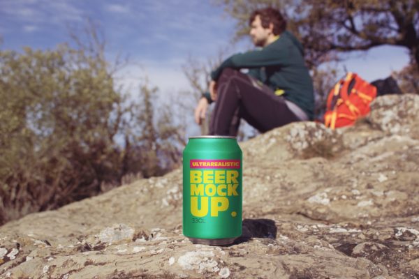 啤酒易拉罐野外拍摄场景大洋岛精选1 Trekking Beer Can Mockup