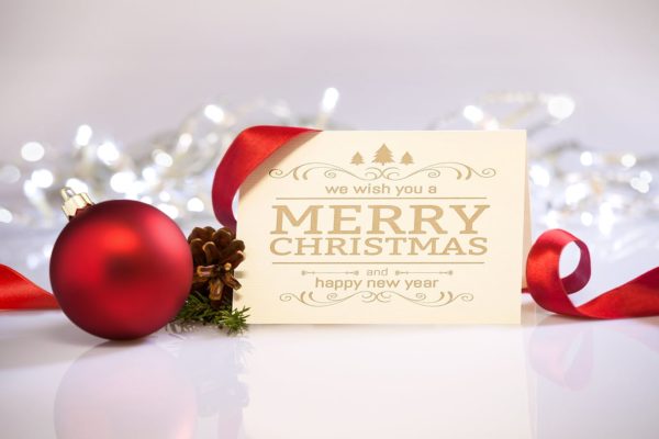 简约优雅风格圣诞节贺卡设计图样机大洋岛精选模板v1 Clean and Elegant Christmas Greetings Mock-up #1