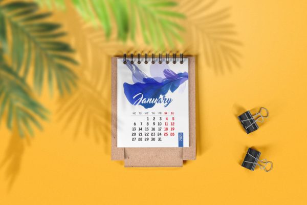 迷你桌面日历设计图样机大洋岛精选 Mini Desk Calendar Mockup