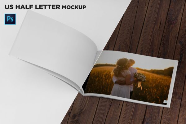 美国信纸规格宣传册内页版式设计翻页视图样机大洋岛精选 US Half Letter Brochure Mockup Folded Page