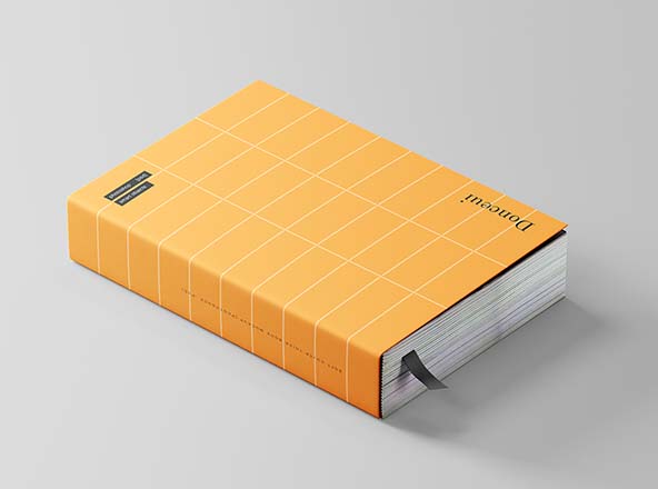 厚软封面图书封面视角图样机大洋岛精选模板 Thick Softcover Book Mockup