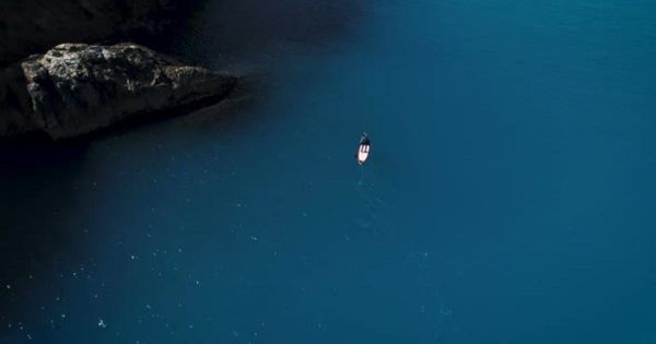 地中海泛舟划船大洋岛精选高清视频素材 Stand Up Paddling In Mediterranean Sea