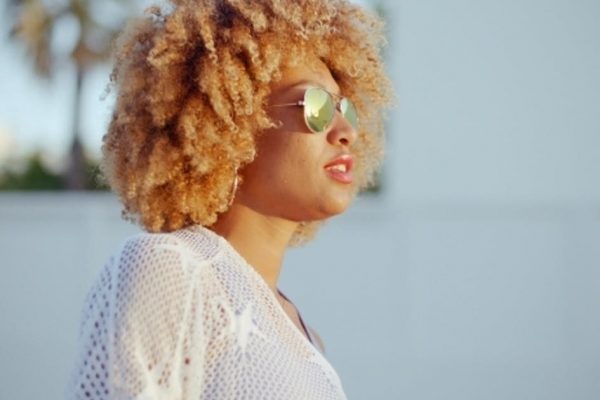 美国黑人金发女孩大洋岛精选高清视频素材 Sensual Portrait Of Afro American Girl缩略图 美国黑人金发女孩大洋岛精选高清视频素材 Sensual Portrait Of Afro American Girl