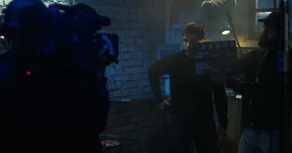 电视电影打斗场面场景大洋岛精选视频素材 Young Male Actors Doing a Fight Scene