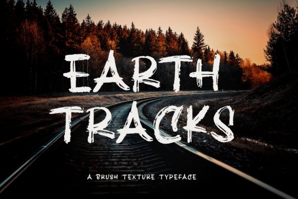 干笔刷纹理英文手写字体蚂蚁素材精选装饰字体蚂蚁素材精选 Earth Tracks – Brush Texture Font