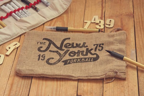 麻袋素描艺术图案预览样机第一素材精选模板v1 Sack Bag Horitzontal Sketch